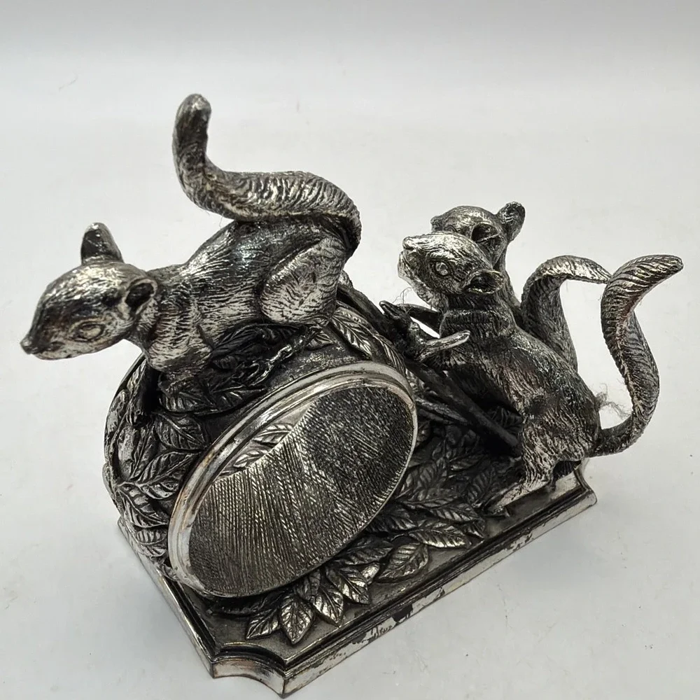 Franklin Mint Animals At Play Napkin Ring Silver Plate Squirrels Vintage 1977